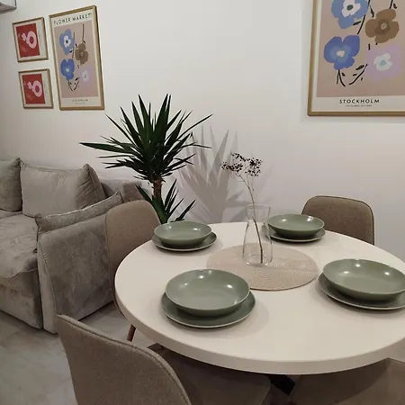 Silver 1 Apartment *