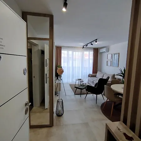 Silver 1 Apartment