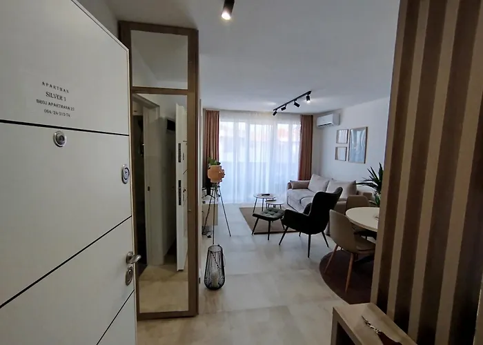 Silver 1 & 公寓